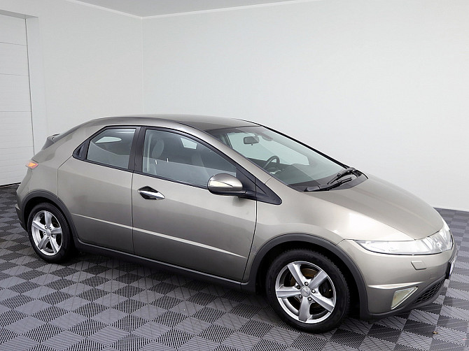 Honda Civic Elegance 1.8 103kW Таллин - изображение 1