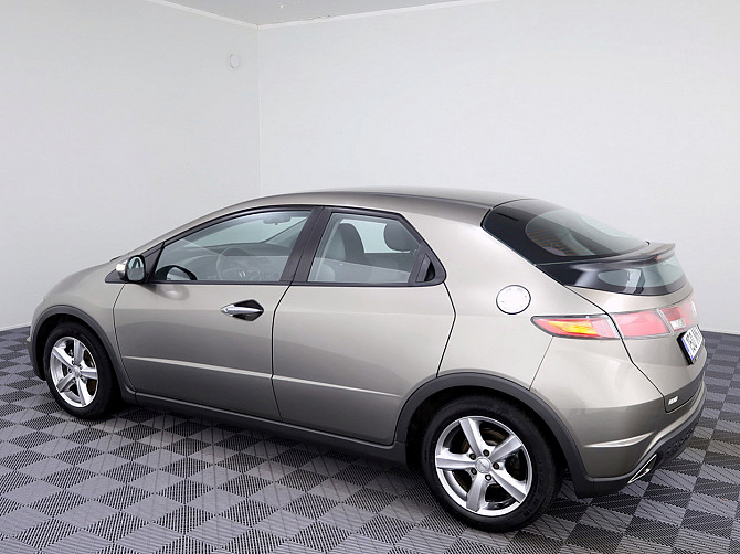 Honda Civic Elegance 1.8 103kW Таллин - изображение 4