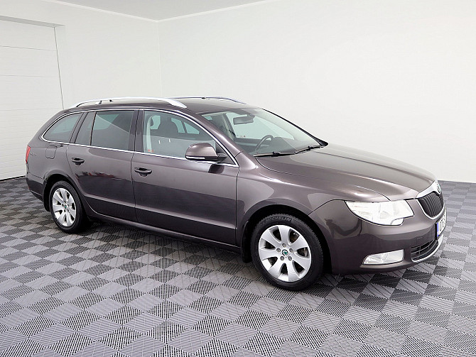 Skoda Superb Comfortline LPG ATM 1.8 118kW Таллин - изображение 1