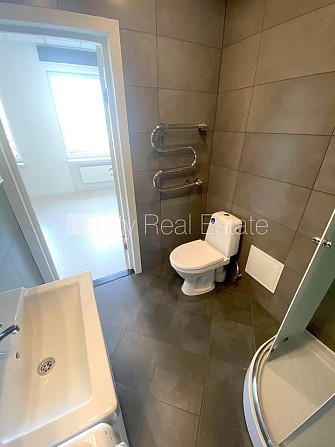 Jaunceltne, iespēja nomāt autostāvvietu, ir lifts, guļamistabu skaits 1 gab., viena istaba Rīga - foto 13