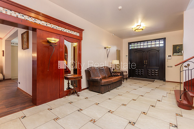 Земля в собственности, фасадный дом, кирпичные стены, фасад с декоративной Рига - изображение 11