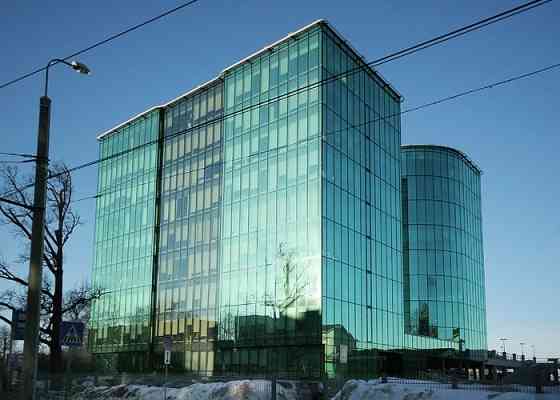 ChatGPT said:  Сдается офис в бизнес-центре "Valdo" в Пардаугаве.  5-й этаж;  Площадь включает Рига