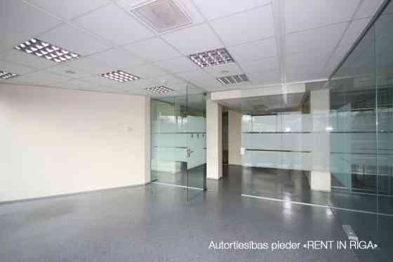 Офис в бизнес-центре "Valdo".  7-й этаж.  В настоящее время офис состоит из открытого Рига