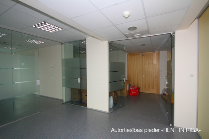 Офис в бизнес-центре "Valdo".  7-й этаж.  В настоящее время офис состоит из открытого Рига - изображение 7