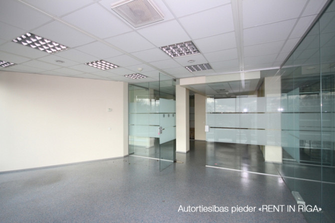 Офис в бизнес-центре "Valdo".  7-й этаж.  В настоящее время офис состоит из открытого Рига - изображение 6