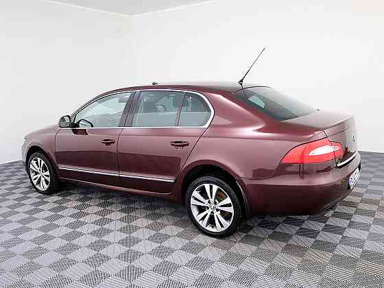 Skoda Superb Highline ATM 2.0 TDI 125kW Таллин