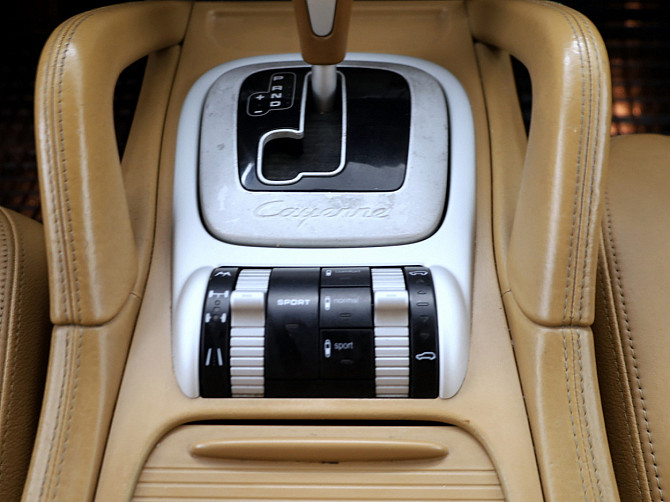 Porsche Cayenne S Facelift 4.8 V8 283kW Tallina - foto 8