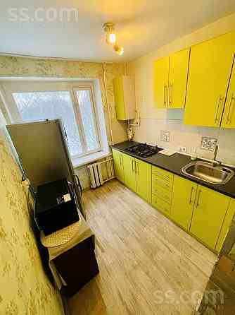 An apartment across from the Stone Bridge (Agenskalns) is for sale. For sale with all furniture... Рига