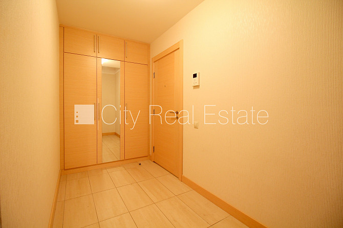 Земля в собственности, фасадный дом, реновированный дом, благоустроенная Рига - изображение 10