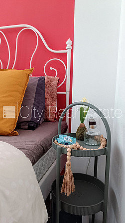 Фасадный дом, закрытый двор, лифт, лестничная клетка после капитального ремонта, Рига - изображение 12