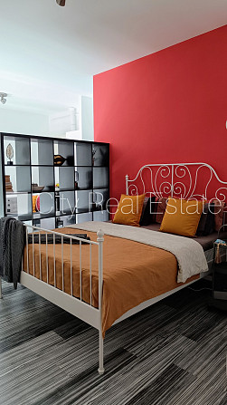 Фасадный дом, закрытый двор, лифт, лестничная клетка после капитального ремонта, Рига - изображение 11