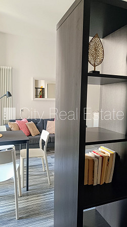 Фасадный дом, закрытый двор, лифт, лестничная клетка после капитального ремонта, Рига - изображение 7