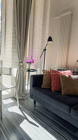 Фасадный дом, закрытый двор, лифт, лестничная клетка после капитального ремонта, Рига - изображение 3