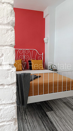 Фасадный дом, закрытый двор, лифт, лестничная клетка после капитального ремонта, Рига - изображение 10