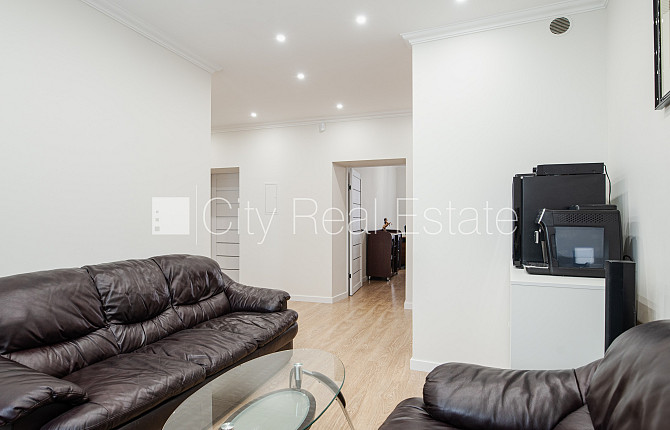 Zeme īpašumā, pagalma māja, labiekārtots apzaļumots pagalms, slēgts pagalms, teritorijas Rīga - foto 6