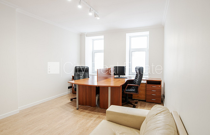 Zeme īpašumā, pagalma māja, labiekārtots apzaļumots pagalms, slēgts pagalms, teritorijas Rīga - foto 8