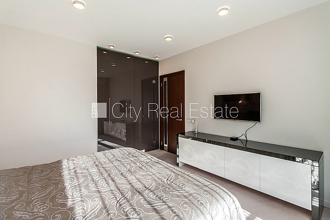 Новостройка, зеленая территория, гараж на две машины, озеленённая территория со Юрмала - изображение 19