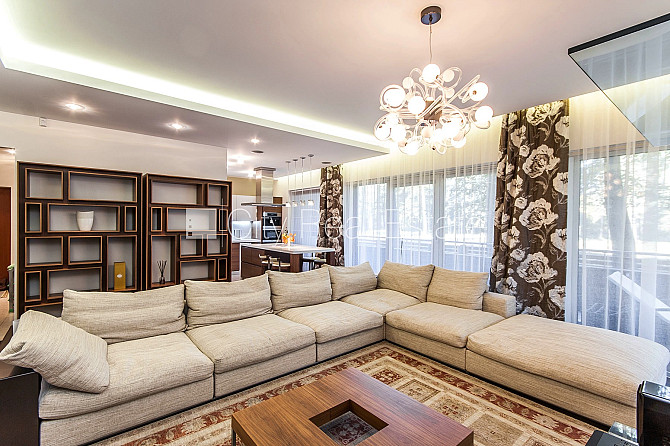 Новостройка, зеленая территория, гараж на две машины, озеленённая территория со Юрмала - изображение 10