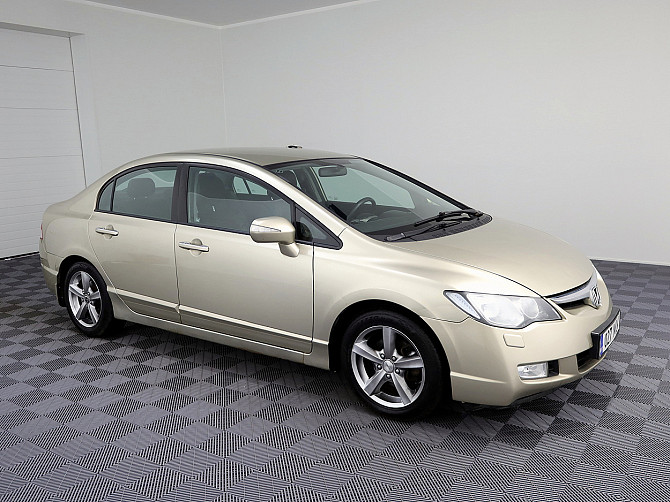 Honda Civic Elegance LPG 1.8 103kW Tallina - foto 1