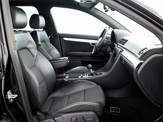 Audi A4 S-Line Facelift 2.5 TDI 120kW Таллин - изображение 6