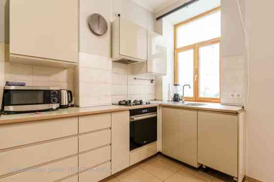 Большая квартира в Тихом центре. Доступен с 25 октября.  Планировка квартиры: - 3 Rīga