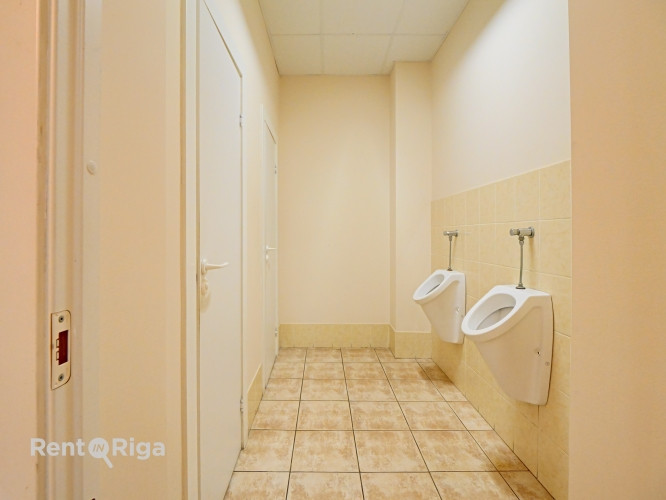 Предлагается в аренду качественный, просторный офис в отреставрированном здании Рига - изображение 7