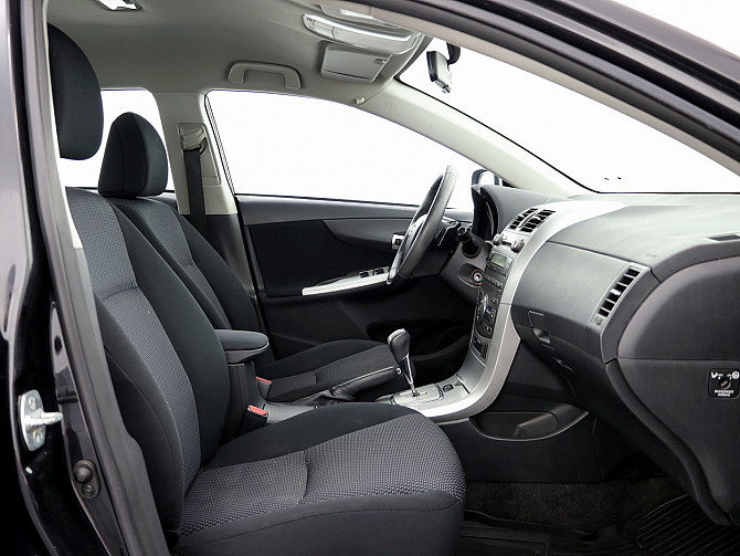 Toyota Corolla Linea Sol Facelift ATM 1.6 97kW Таллин - изображение 6