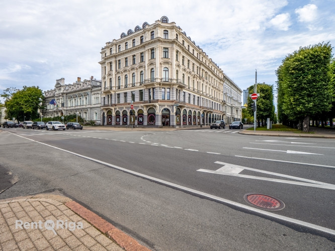 Коммерческое помещение в лучшем месте Риги, на пересеченииулицы Brīvības  и Рига - изображение 11