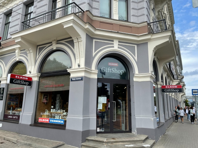 Коммерческое помещение в лучшем месте Риги, на пересеченииулицы Brīvības  и Рига - изображение 2