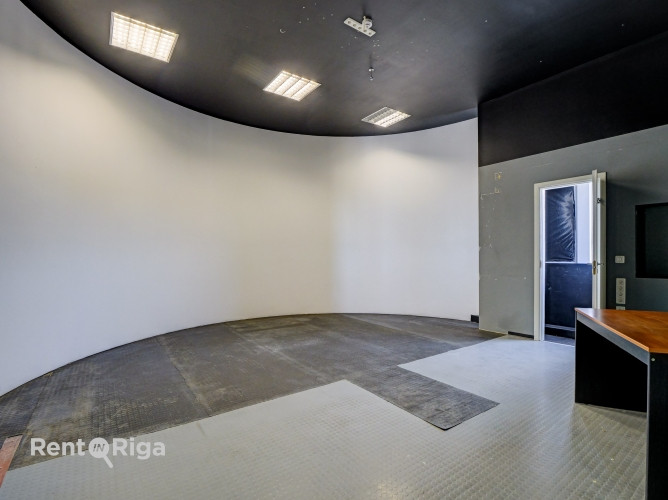 Качественный, компактный офис в реновированном здании  ул. Ганибу дамбис 24D.  Офис Рига - изображение 1