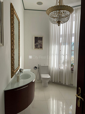 Здание во дворе, благоустроенная озеленённая территория, изолированные комнаты 2 Рига - изображение 17