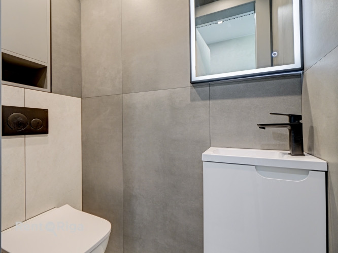 Pārdod pilnībā renovētu dzīvokli ar balkonu!  Dzīvoklis ir gatavs uzņemt jaunos saimniekus Rīga - foto 18