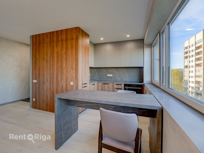 Pārdod pilnībā renovētu dzīvokli ar balkonu!  Dzīvoklis ir gatavs uzņemt jaunos saimniekus Rīga - foto 10