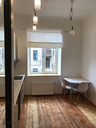 Pārdod trīs vienistabas dzīvokļus Rīgā, Grīziņkalna rajonā, Lienes ielā 9 (visus trīs kopā).
Dzīvokļ Рига - изображение 2