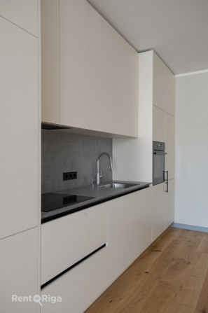 Funkcionāli pārdomāts un moderns dzīvoklis Rīgas vēsturiskajā centrā.  Piedāvājumā ir elegants 2 ist Рига - изображение 8