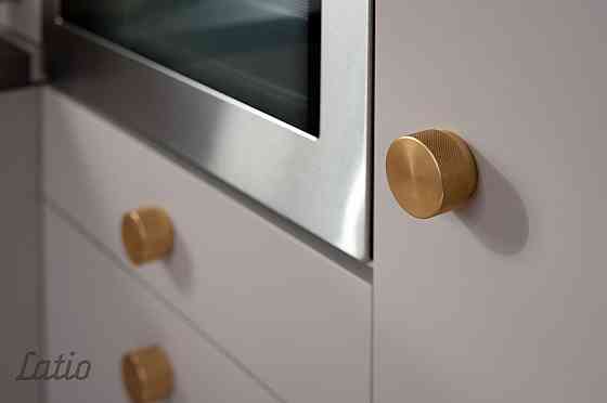 Pārdod izsmalcinātu 2 istabu dzīvokli Klusajā centrā  vēsturiskajā Vīlandes Namā

Piedāvājumā skaist Рига