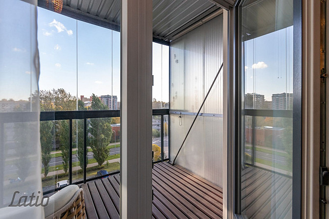 Pārdod pilnībā mēbelētu un ar sadzīves tehniku aprīkotu četristabu dzīvokli, pazemes autostāvvietu a Рига - изображение 6