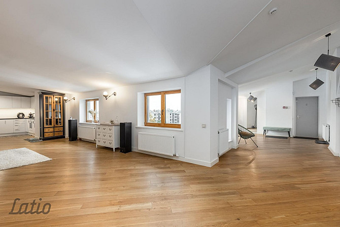 Plašs penthauss Rīgas centrā  lieliska dzīvesvieta un investīcija

Pārdošanā unikāls 240 m penthauss Рига - изображение 5