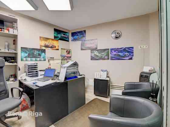 Помещения, подходящие для автосервиса в Плявниекaх.  Предлагаются в аренду Рига