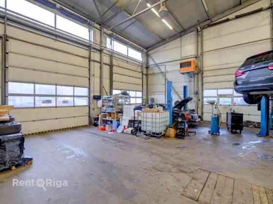 Помещения, подходящие для автосервиса в Плявниекaх.  Предлагаются в аренду Рига