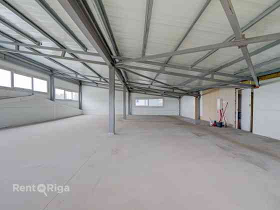 Производственные помещения в Плявниэки без отопления. Арендная ставка указана Рига