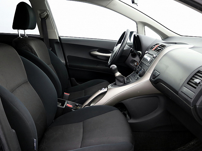 Toyota Auris Linea Sol 1.4 D-4D 66kW Tallina - foto 6