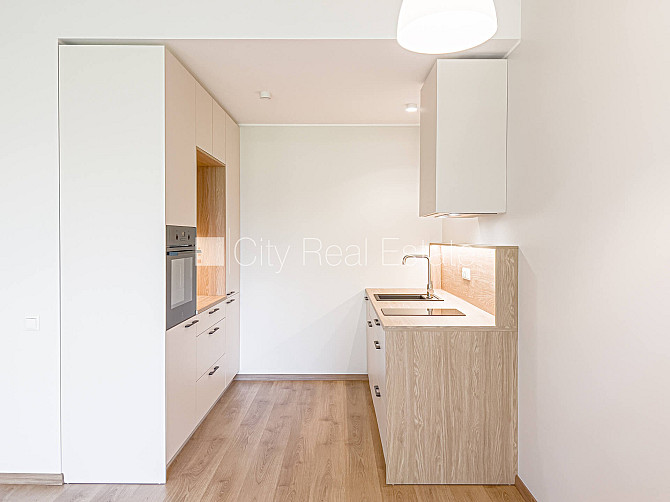 Новостройка, благоустроенный озеленённый двор, возможность аренды подземной Рига - изображение 5