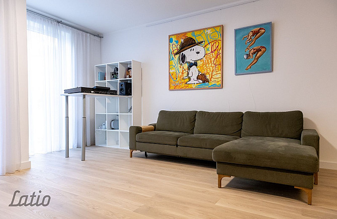 Pārdod 3-istabu dzīvokli Rīgas klusajā centrā (Rūpniecības iela)
Plašs un gaišs 3-istabu dzīvoklis j Рига - изображение 1