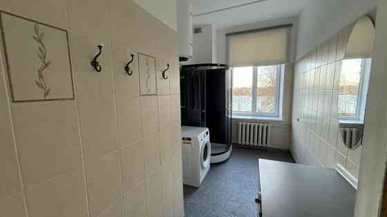 Сдаётся 3-комнатная квартира с видом на Старую Ригу и Даугаву  улица Баускaс 134a. Рига