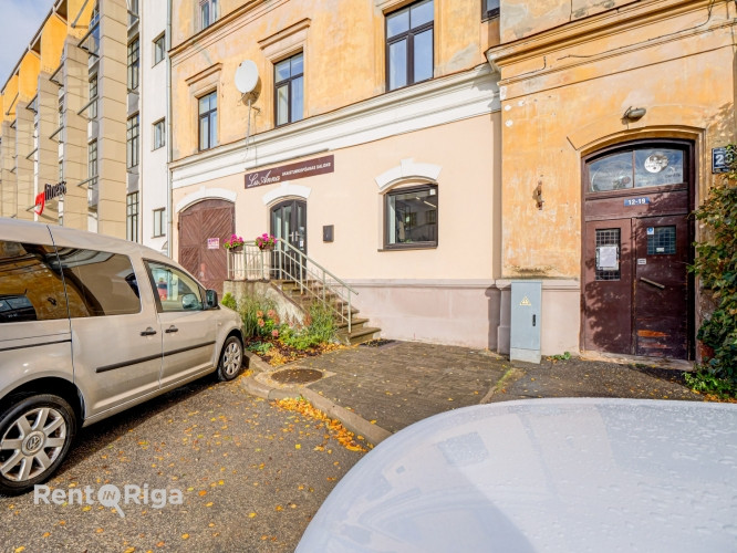 Коммерческие помещения на первом этаже  идеально подходят для салона или сферы Рига - изображение 2