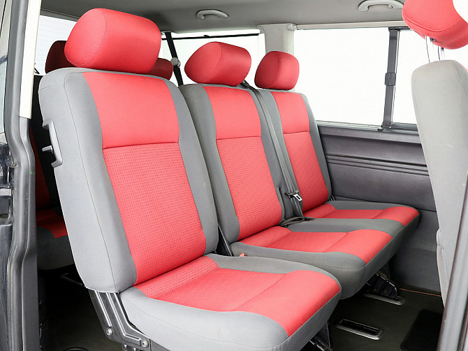 Volkswagen Caravelle Comfortline ATM 2.5 TDI 96kW Таллин - изображение 7