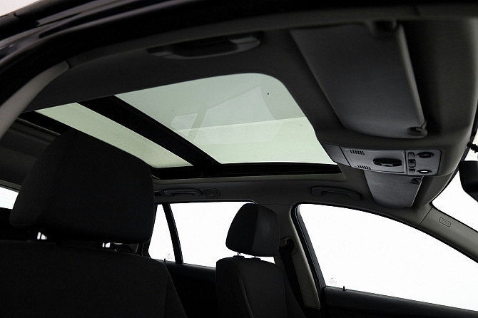 BMW 320 Touring 2.0 110kW Таллин - изображение 8