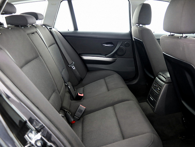 BMW 320 Touring 2.0 110kW Таллин - изображение 7