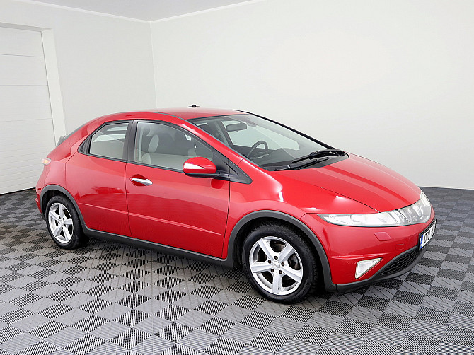 Honda Civic Elegance 1.8 103kW Таллин - изображение 1